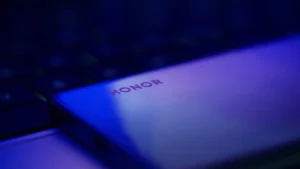 Marca chinesa Honor chega ao Brasil com linha de celulares premium e dobrável ultrafino