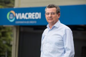 Viacredi fecha 2024 com sobras R$ 385 milhões para os cooperados