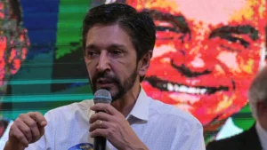 Justiça dá 48 horas para Nunes explicar aumento de tarifa de ônibus em SP