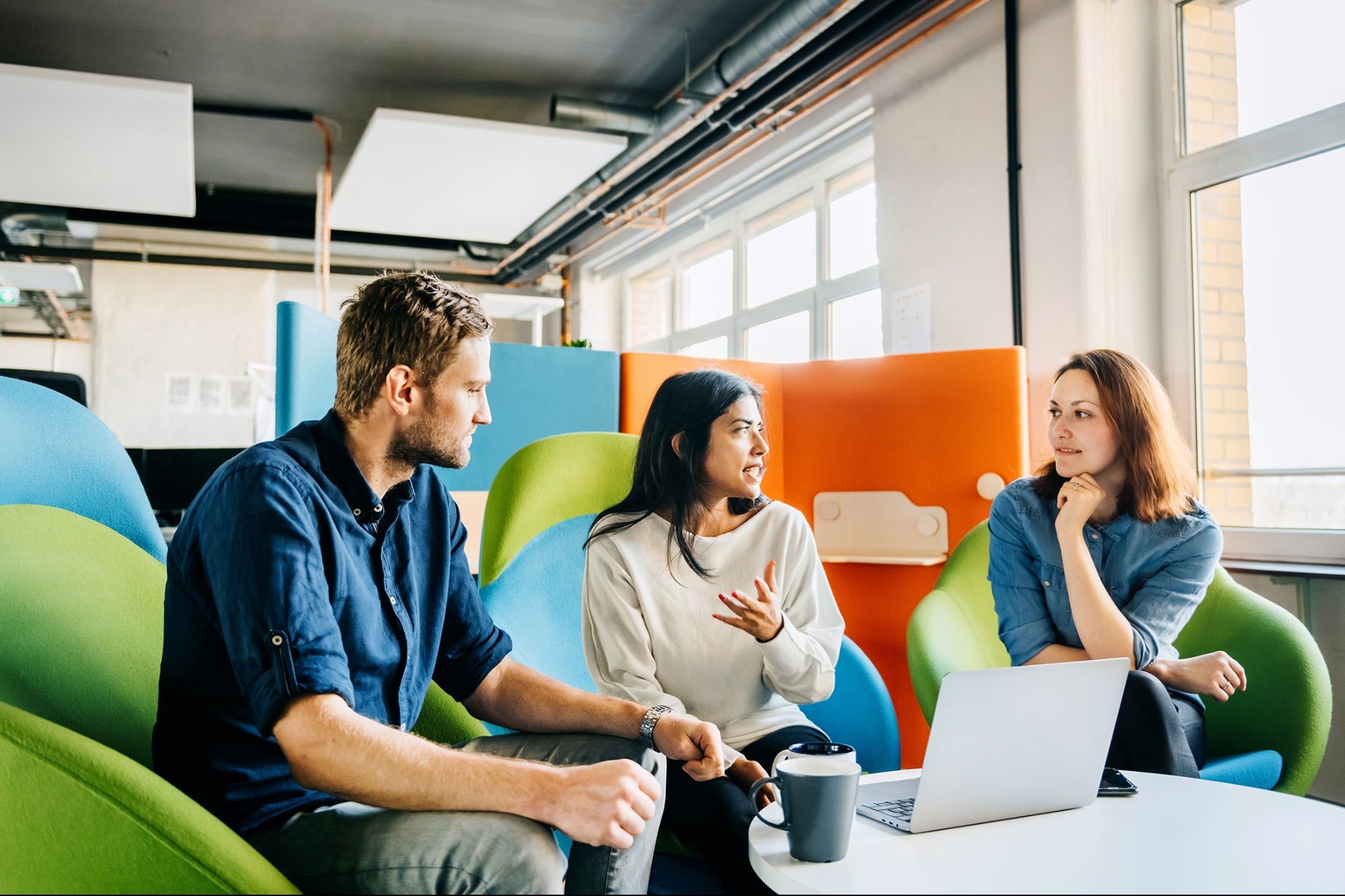 Acha que conhece a linguagem corporal? Esses 6 mitos dizem o contrário