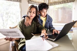 A escola está fora - como apoiar os pais que trabalham neste verão