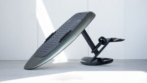 A potência das pranchas de surfe que "voam" sobre a água