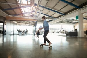 O cursor de startup de IA tem uma política de não-sapatos no escritório