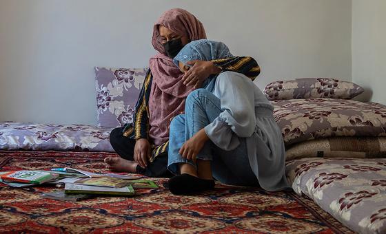 Quatro anos depois, eis como é a exclusão total de mulheres no Afeganistão