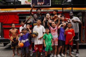 O Hoopbus está rolando em todo o mundo - e trazendo comunidades para o passeio