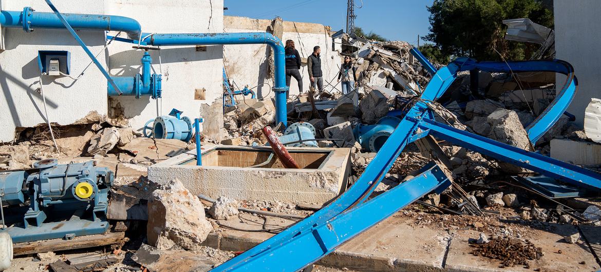 Uma estação de bombeamento de água no sudoeste do Líbano danificada durante o recente conflito.