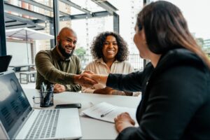 Use este plano para transformar clientes em potencial em clientes para toda a vida