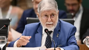Lula jamais se deixará ser humilhado em reunião com Trump, diz Celso Amorim
