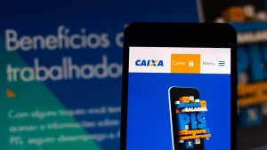 Governo paga lote extra do PIS/Pasep no dia 15; veja quem recebe