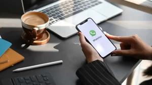 Vírus assume controle do WhatsApp Web para roubar senhas de bancos