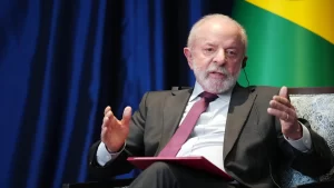 Lula se coloca à disposição de Trump para atuar como mediador de tensão com Venezuela