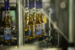 Ambev inaugura nova linha de produção de cervejas premium em Santa Catarina