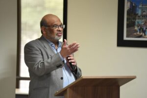 Renê Garcia Junior toma posse na presidência do BRDE