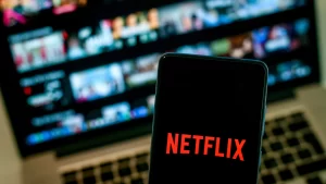 Streaming está caro? Preços triplicaram desde estreia da Netflix no Brasil