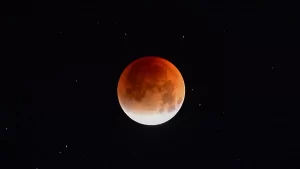Saiba como será a Lua de Sangue na próxima terça-feira