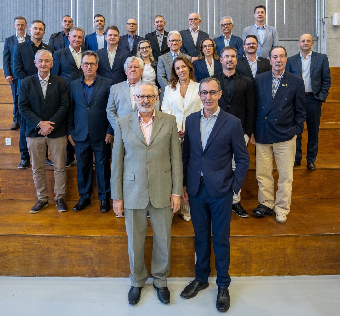 Ocergs reconduz Darci Hartmann à presidência e elege Márcio Port como vice