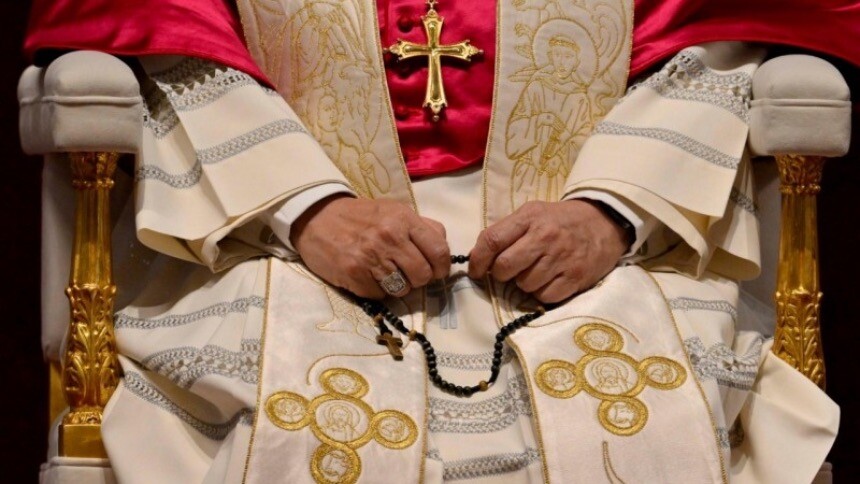 Leão XIV, um ano depois: como um papa discreto se tornou voz contra a guerra