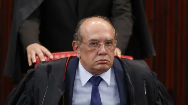 Gilmar cita Master, diz que mirar apenas STF é 'miopia' e defende reforma ampla do Estado